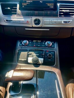 Audi A8,3.0tdi,184kw,250ps,model 2013,max vybava,20alu - 18