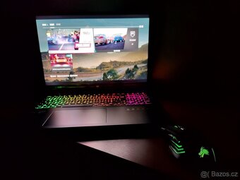 Obří 18 Predator Neo,i9-14th,4070-140w-RTX,32gb,QHD,1TB-Top - 18