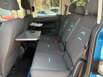 Ford Tourneo Connect 2.0 Ecoblue 90KW 1.majCZ Zár. 5le DPH - 18
