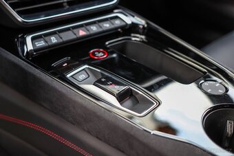Audi RS e-tron GT, Masáž/HUD/Noční Vidění/SKLADEM - 18