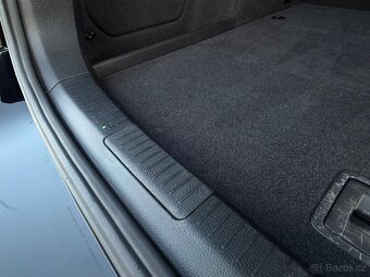 Volkswagen Golf Variant 1.4TSi 103KW Cup 2015 - 18