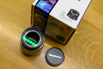 Olympus OMD E-M10 + 14-42 EZ pancake - 18