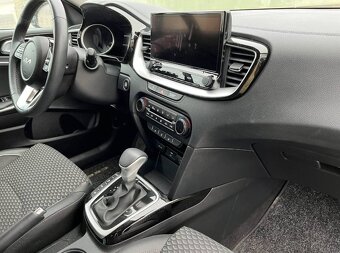 Kia Ceed SW 1.5 T-GDI - 18