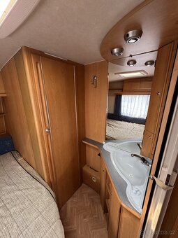 Adria Unica 542TK ~ Palandy - 18