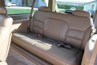 1995 Chevrolet Suburban 4WD 5.7 V8 - 18