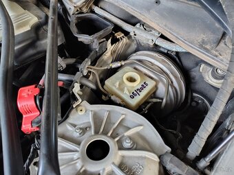 BMW E61 525d 130kw - 18