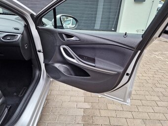 OPEL Astra Sports, 1.6 CDTi, r.v. 2019, plný servis - 18