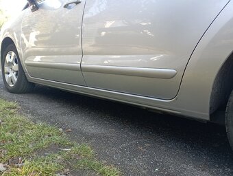 Peugeot 5008 1.6Hdi 82kw - 18