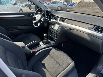 ŠKODA SUPERB 2,0 TDI - 125kW - AMBITION - SERVIS - 18