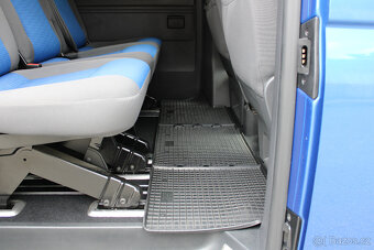 Volkswagen Caravelle 2.5 TDI L 96kW/ 96.120km / 1M / DPH /CZ - 18