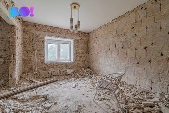Prodej rodinného domu 100 m², pozemek 437 m²,  ul. Náves, Kr - 18