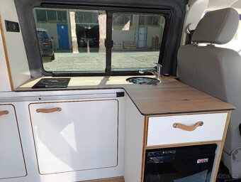 Volkswagen Transporter T5 4x4 Long - 18