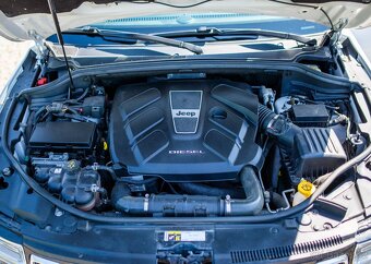 Jeep Grand Cherokee - 18