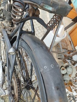 Motocykl veterán Peugeot - 18