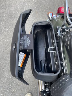 Prodám Harley-Davidson FLHC Softail Heritage 1745 cm3 64 kW - 18
