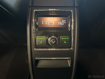ŠKODA SUPERB COMBI II 2.0TDI 103KW DSG ELEGANCE 175TKM - 18