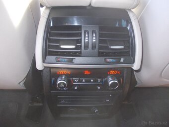 BMW X6, X6M 4.4 V8 423kW vč. DPH - 18