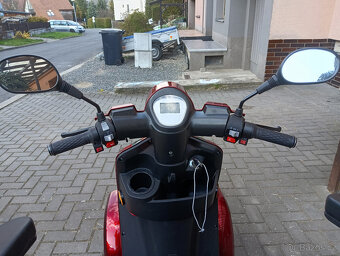 Elektrická čtyřkolka SELVO 41000Li, seniorský vozík - 18