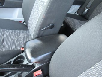 Kia Cee´d 1.6i nové v ČR - 18