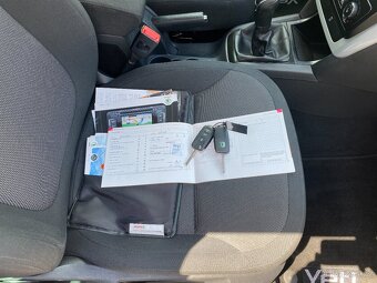 Škoda Yeti, 1.2 TSI 77Kw-NAVI-CLIMATRONIC - 18