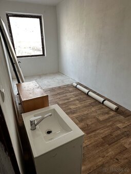 Pronájem prostor 161 m² Klecany u Prahy - 18