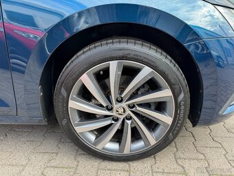 Škoda Octavia 4 iV 1.4 TSI 150kW DSG Matrix LED ACC Kamera - 18