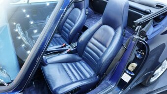 Porsche 964 Carrera 2 Cabrio – klasika s charismatem - 18