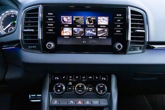 Škoda Karoq Sportline 4x4 DSG 2.0 TDi 140 kW (190 PS) Tažné - 18