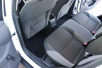 Ford Focus, 1.6 TDCi 70kw, jen 165 000km, hezký stav - 18