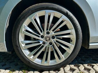 ŠKODA SUPERB 2.0 TDI DSG 110kW L&K TAŽNÉ - 18