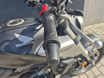 Honda CB125R // 7/2020 // 23000km // krásný stav // původ ČR - 18