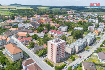 Prodej bytu 3+1, 61 m², Neveklov, ul. Rákosníkova - 18