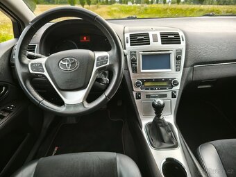 Toyota Avensis 1.8 VVTi 108kw kůže,bez investic - 18