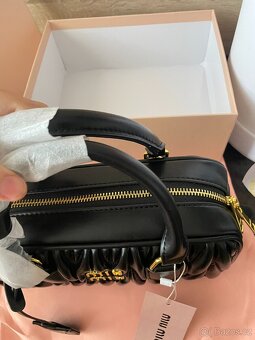 Kabelka Miu Miu Arcadie Matelassé Nappa s krabicou - 18