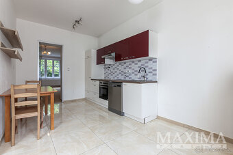 Dům 6 a více o ploše 390 m2 - Praha, Kobylisy - 18