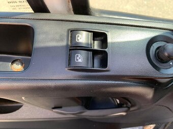 Iveco DAILY 70C18 3,0-180PS THERMOKING , ČELO 2083 - 18