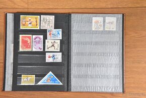 Staré retro album známek z roku 1980 - 18