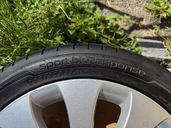 Alu kola 5x112 r17 Škoda Venus + letní pneu 225/45/17 Dunlop - 18
