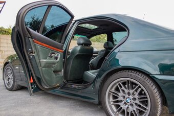 BMW M5 5.0 V8 Manual Individual - Aj na splátky - 18