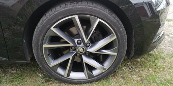 Škoda Superb 3, Sportline FL, r. 2020 - 18