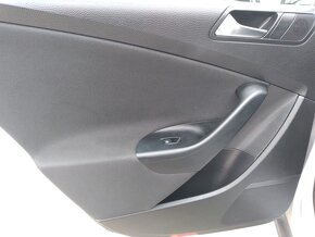 VOLKSWAGEN PASSAT VARIANT 2.0 TDI DSG COMFORTLINE SERVISKA - 18