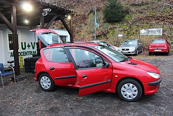 Peugeot 206 - 18