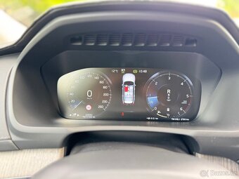 Volvo XC90 2,0 D5 AWD INSCRIPTION I.majitel najeto 113.tis - 18