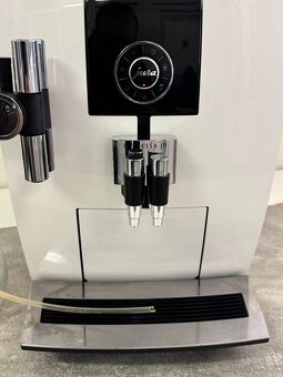 Kávovar JURA IMPRESSA J9.2 One Touch Pianowhite - 18