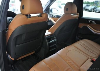 BMW X5 3,0d xDrive M-SPORT ČR 1.M - 18