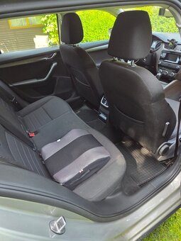 Škoda Octavia 1.8TSi Scout, DSG 4x4, Tažné, Nové v ČR - 18