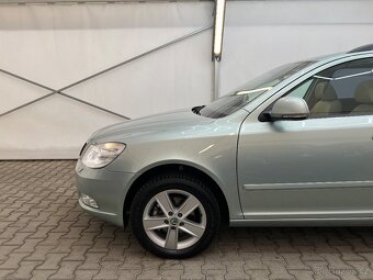 Škoda Octavia II combi 2.0TDi,103kW,DSG,4x4,tažné,Xenon,Kůže - 18