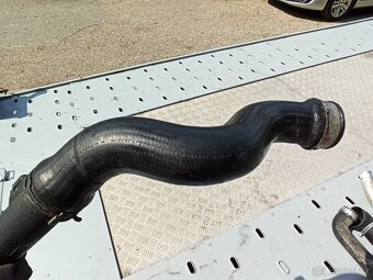 VW SHARAN - DÍLY MOTORU 1,9 TDi 96KW ASZ - 18