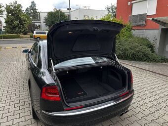 Audi A8 D3 3.7 V8 Quattro Kůže Navi BOSE Audio ALU R19 Šíbr - 18