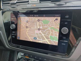VW Touran Comfortline 2.0TDI DSG Matrix ACC Tažné Navi ERGO - 18